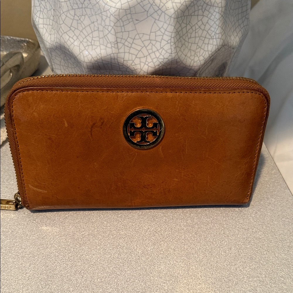 Tory Burch Tan Leather Zip Wallet
